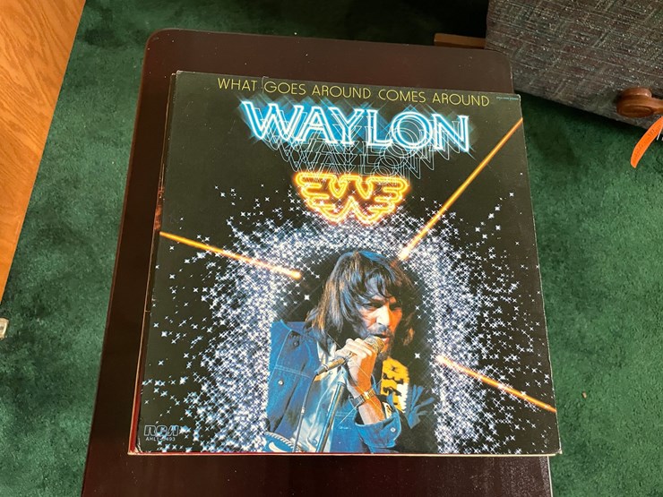 #7323-•-(4)-vinyl-records-image-8