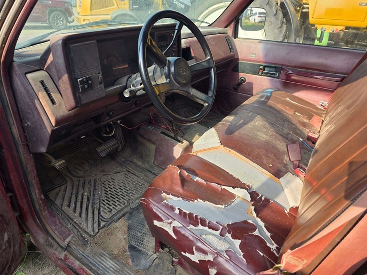 1989-chevrolet-cheyenne-3500-image-23