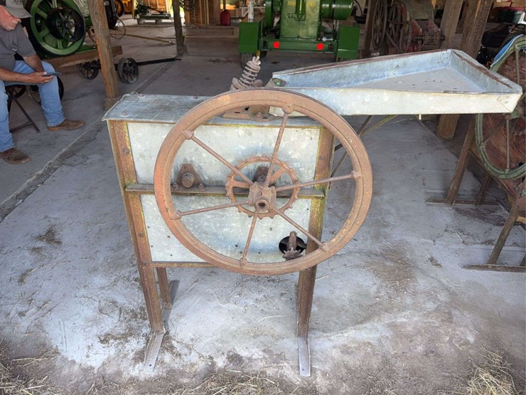 john-deere-one-hole-corn-sheller-image-13
