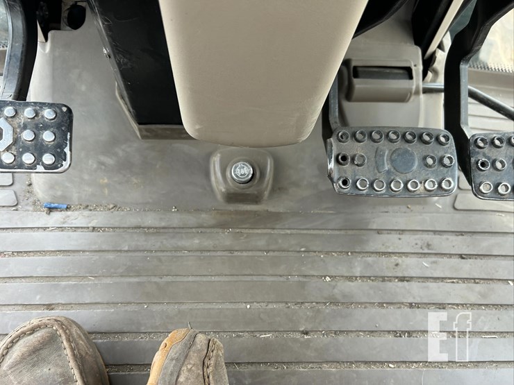john-deere-6175r-image-67