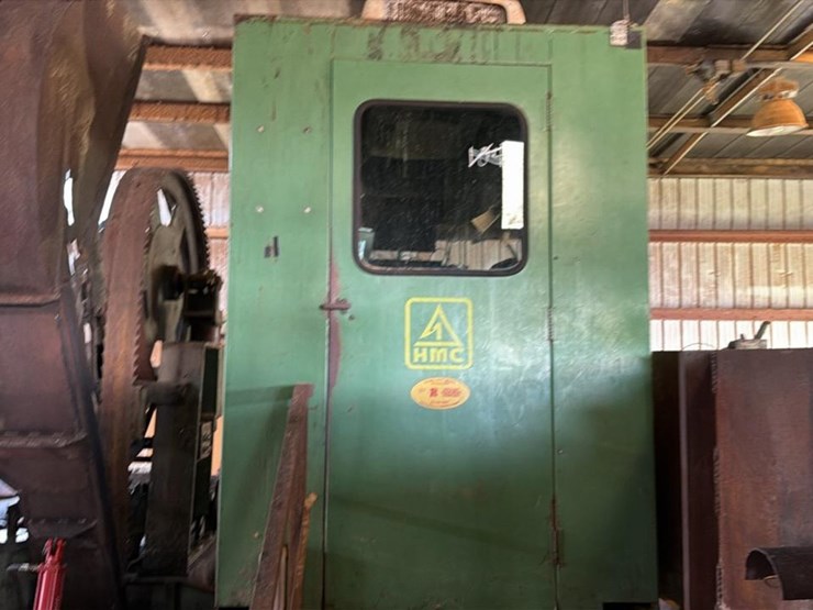 #104-•-4-headblock-hmc-ag-50bd-right-hand-carriage-and-track-frame-image-32