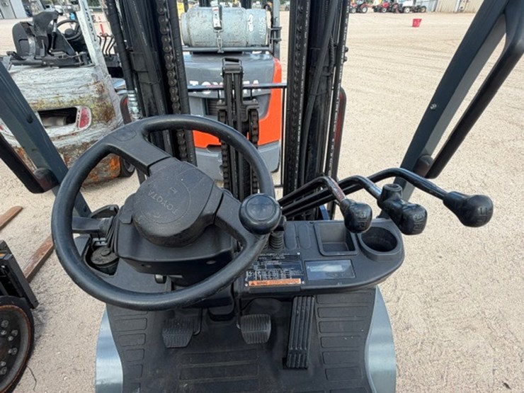 #2072-•-toyota-8fgcu3d-forklift-image-31