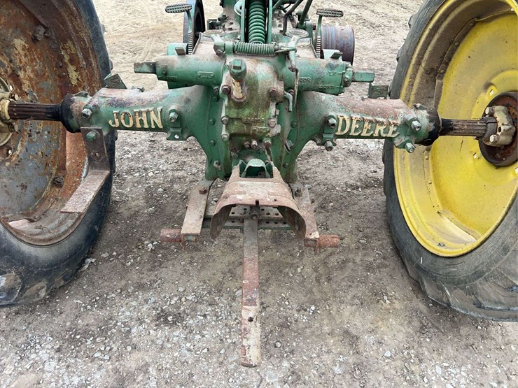 john-deere-model-b-image-32