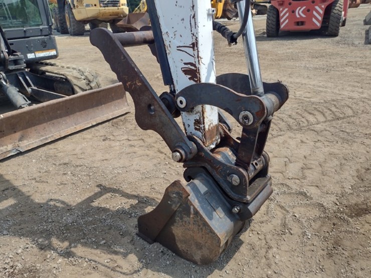bobcat-e63-image-18