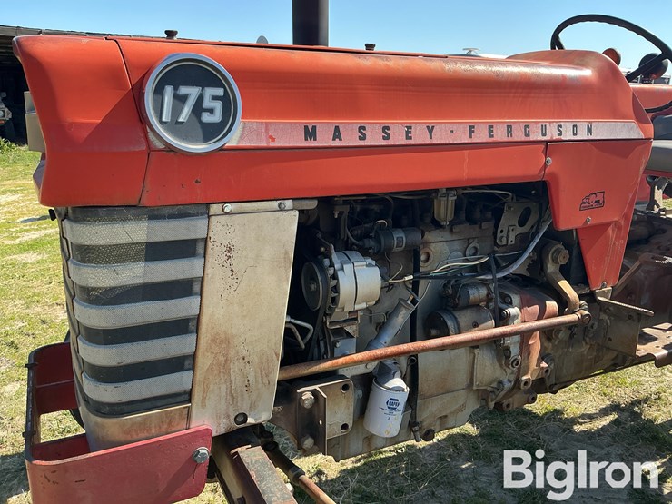 1970-massey-ferguson-175-image-13
