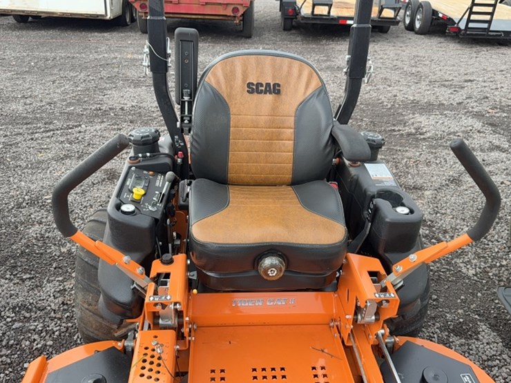 #3094-•-scag-tiger-cat-ii-zero-turn-mower-image-6