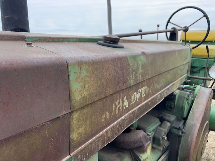 john-deere-70-image-12