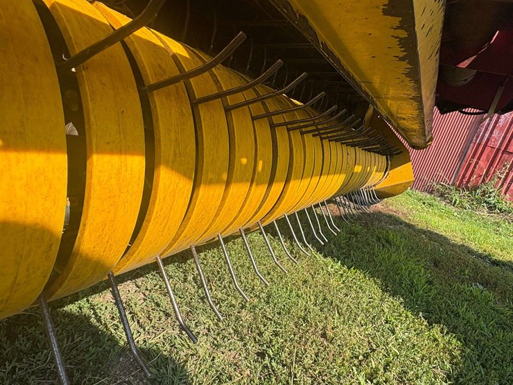 2011-new-holland-br7090-image-26