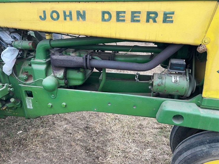 john-deere-530-image-24