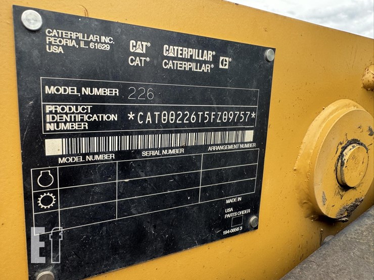 2003-caterpillar-226-image-19