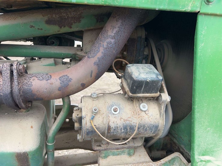 john-deere-70-image-25