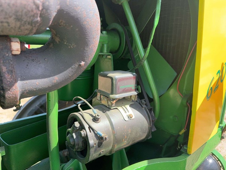 john-deere-620-image-32