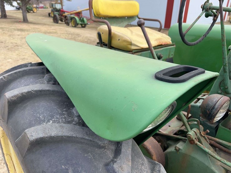 john-deere-720-image-38