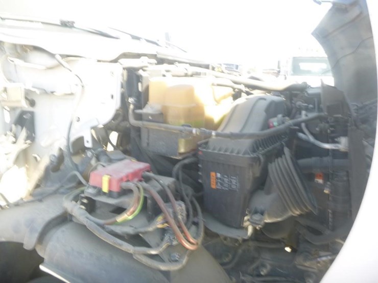 2017-ford-f750-image-28