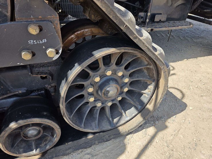 2013-case-ih-8230-image-84