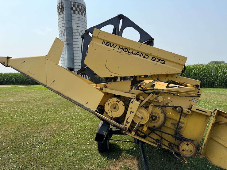 new-holland-973-image-7