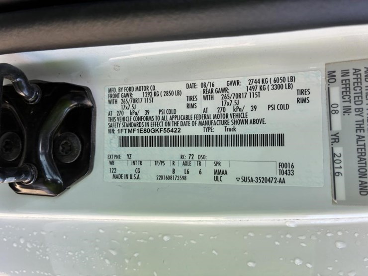 2016-ford-f150-image-19