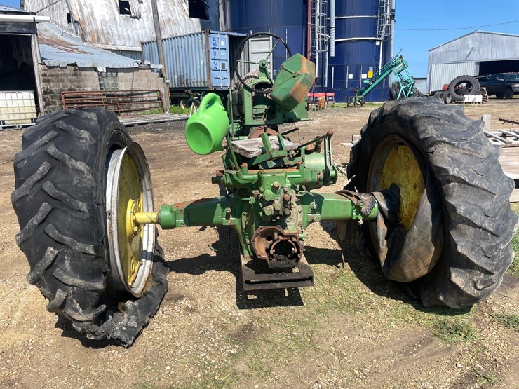 john-deere-70-image-6