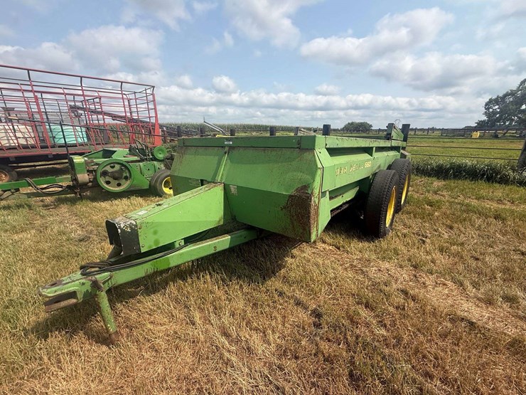 john-deere-660-image-18