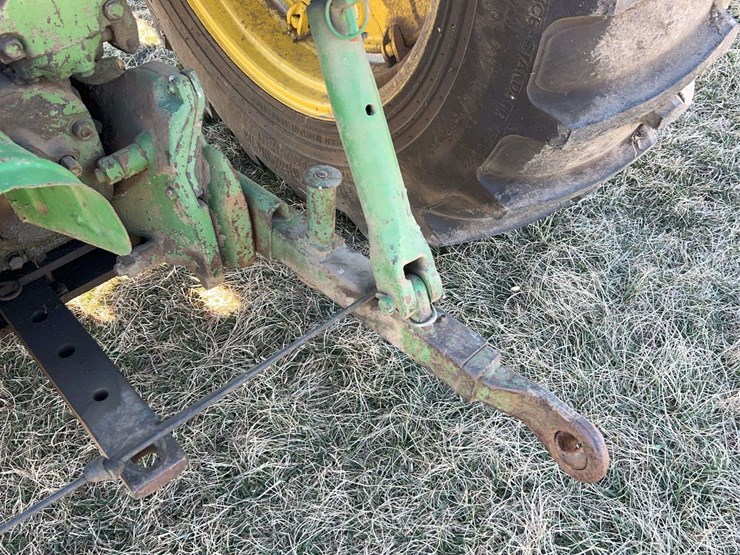 john-deere-720-image-39