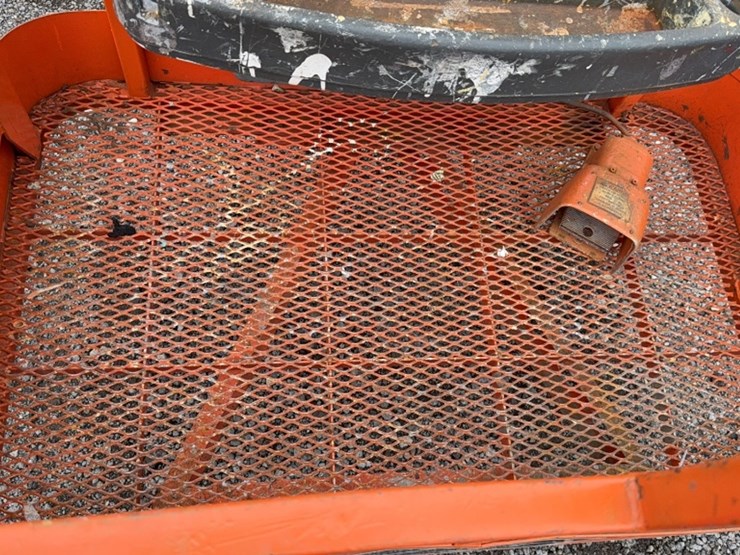 2008-jlg-e400a-image-4