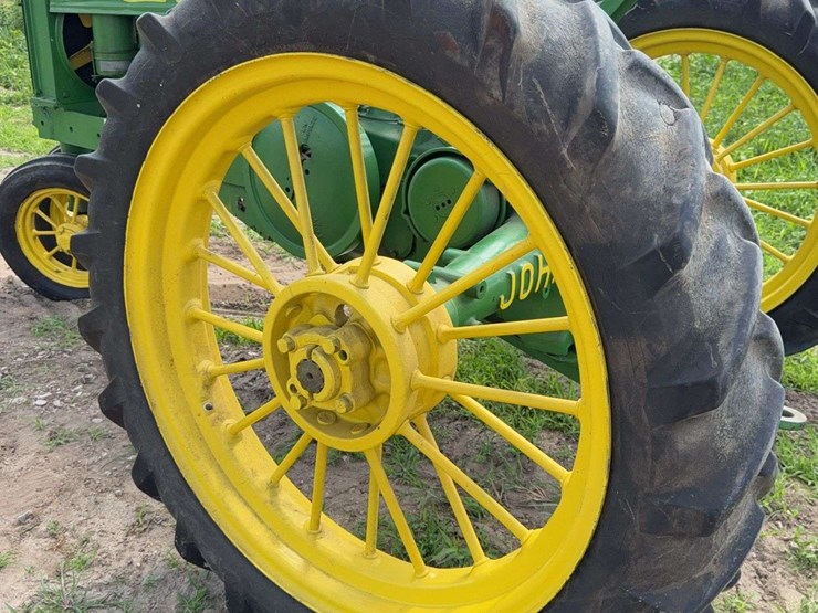 john-deere-model-b-image-19