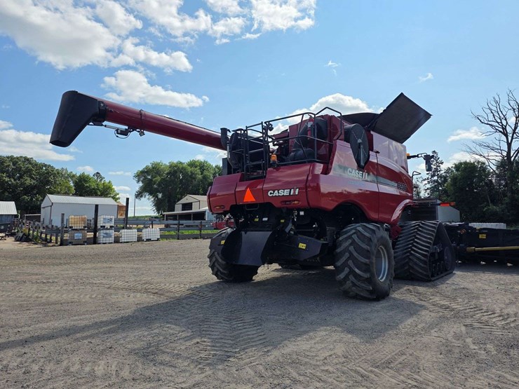 2013-case-ih-8230-image-14