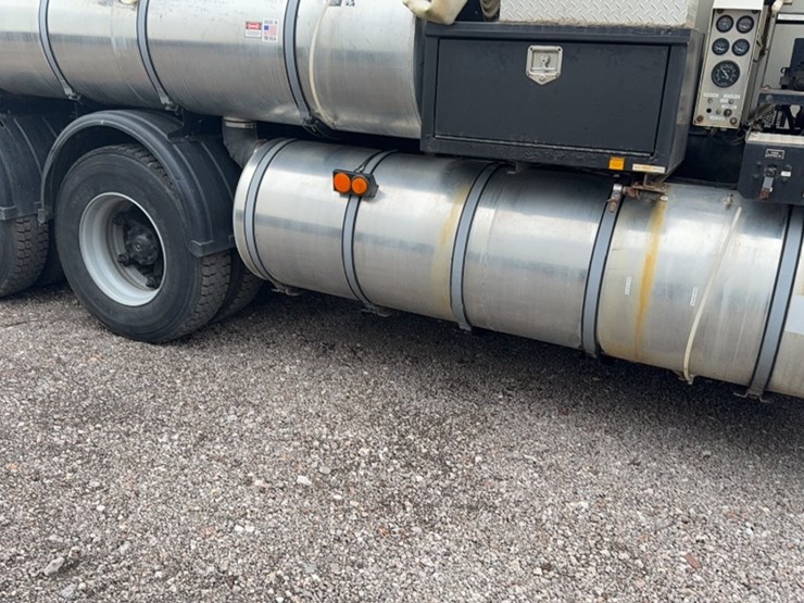 1997-vactor-2115-image-7