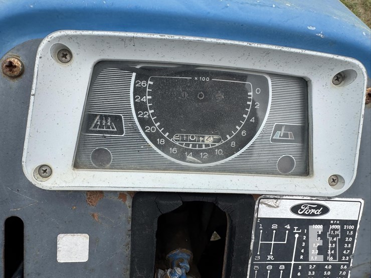 ford-5000-image-16