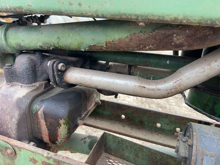 john-deere-model-b-image-21