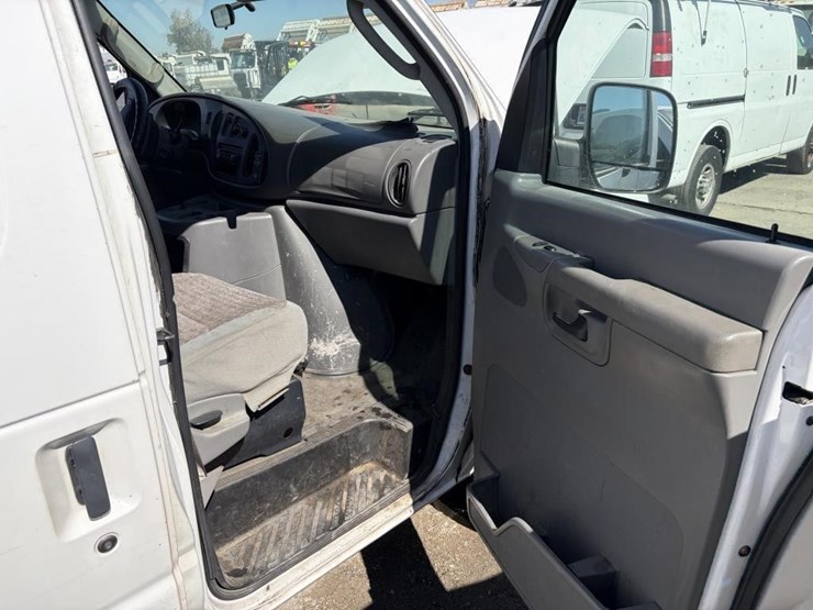 2003-ford-e350-sd-image-10