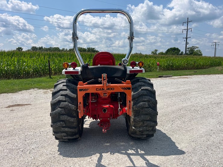 new-holland-boomer-8n-image-4