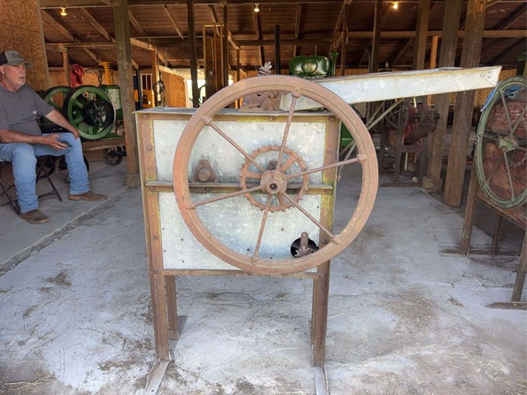 john-deere-one-hole-corn-sheller-image-12