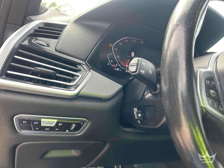 2011-bmw-x5-image-15