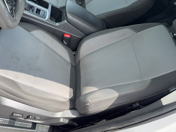 2017-ford-escape-image-18