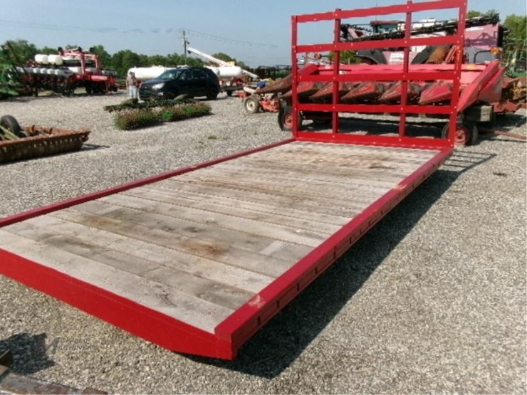 8'x16'-wood-hay-rack-image-1