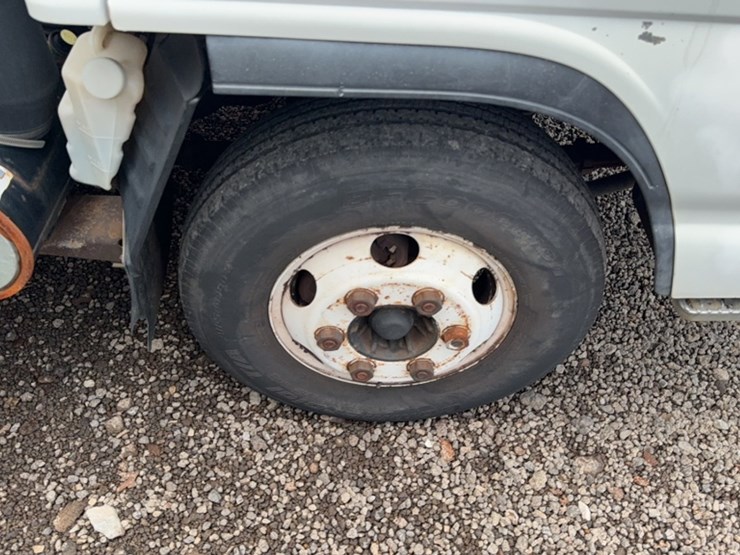 1999-isuzu-npr-image-4