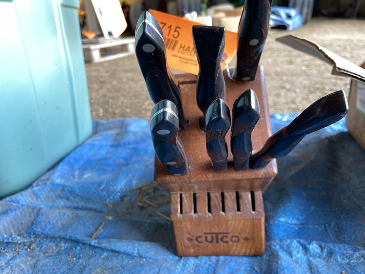#4715-•-cutco-knife-set-image-3