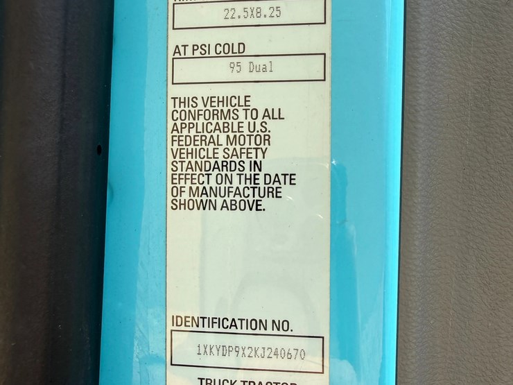 2019-kenworth-t680-image-12