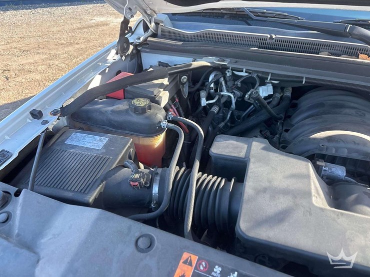 2020-chevrolet-tahoe-image-9