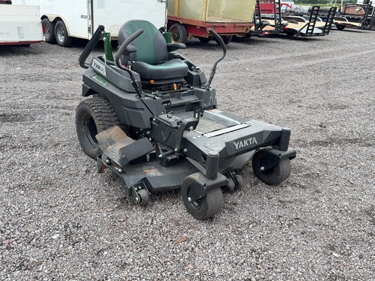#3088-•-yakta-yxr-410-zero-turn-mower-image-3