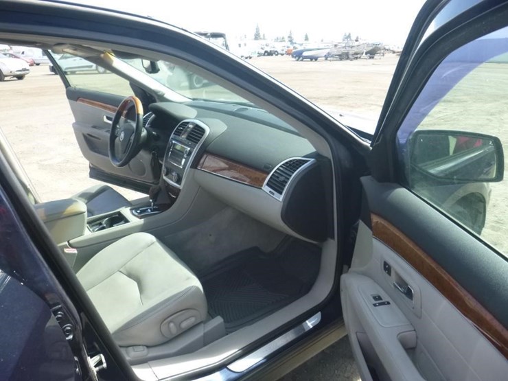 2007-cadillac-srx-image-6