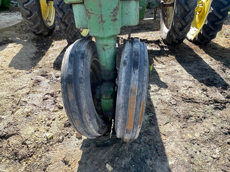 john-deere-b-image-17