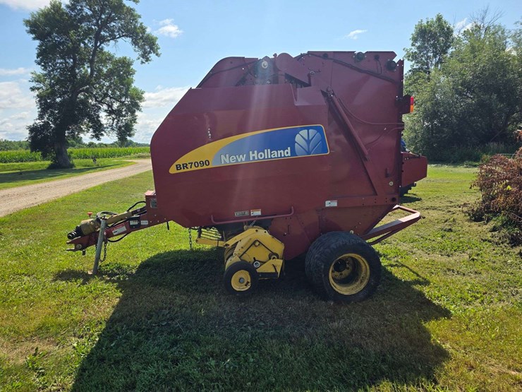 new-holland-br7090-image-12