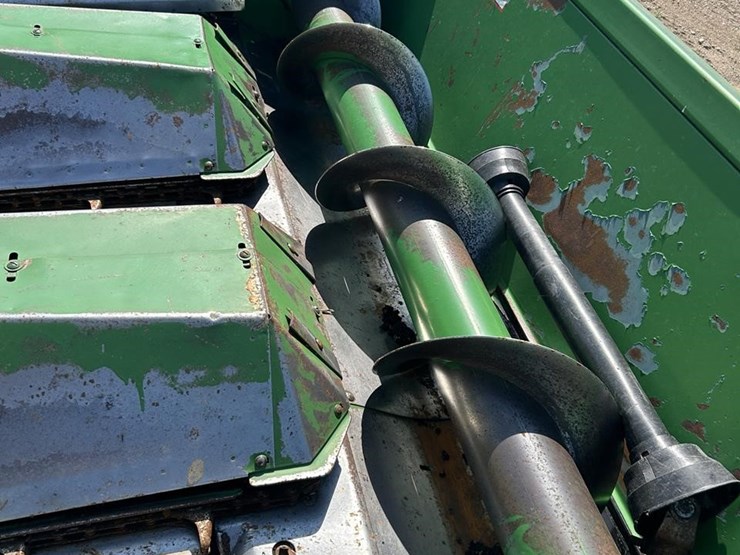 john-deere-843-image-11