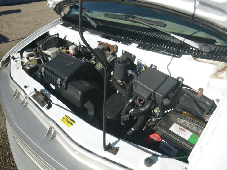 2001-chevrolet-astro-image-9