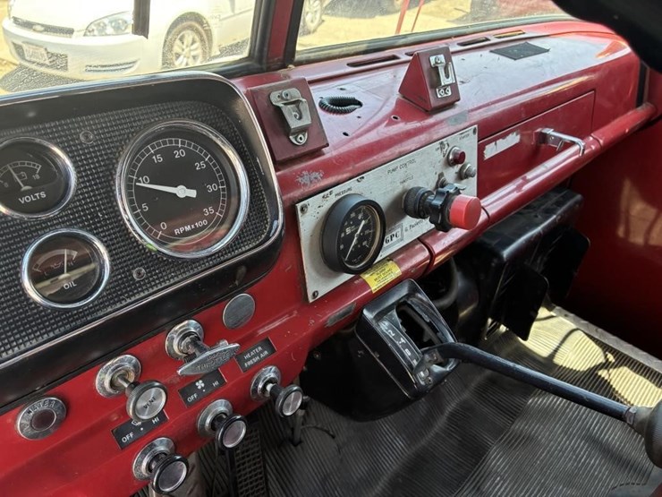 1990-ford-c800-image-25