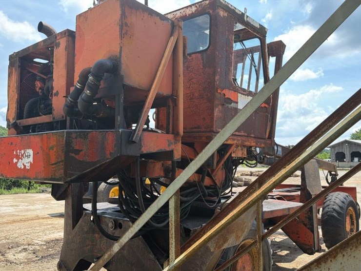 2000-hood-20000-image-5