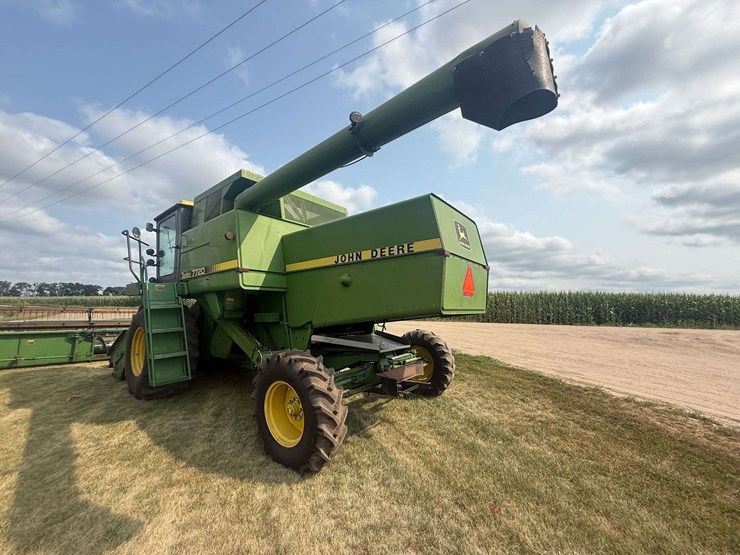 john-deere-7720-image-10