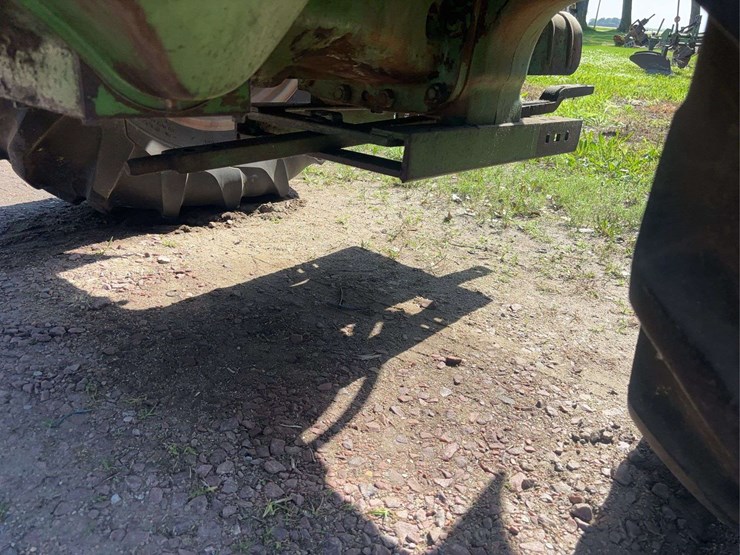 john-deere-70-image-65